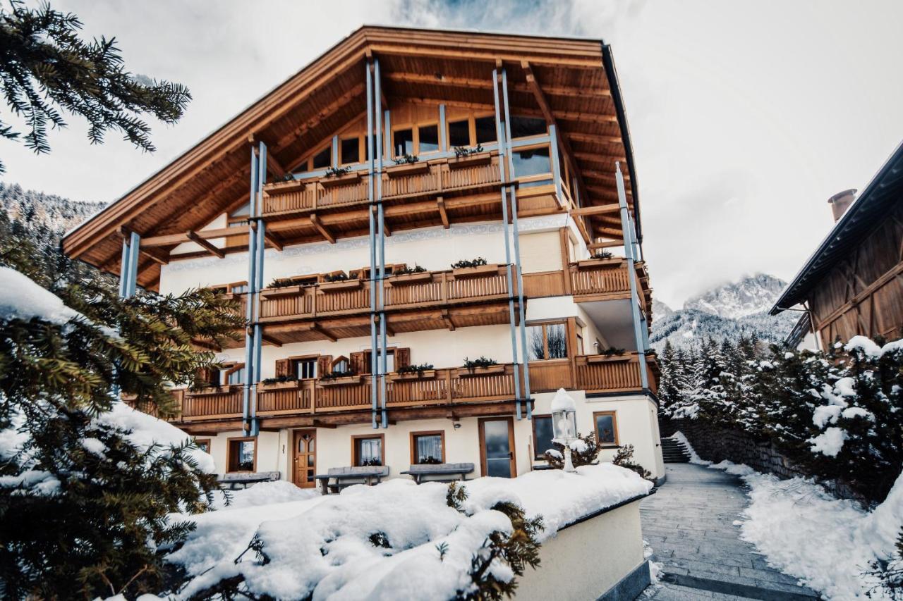 Hotel Ranuimüllerhof Villnöss Exterior foto